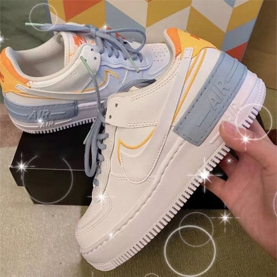 Estas zapatillas Nike Air Force 1 para mujer son un chollazo