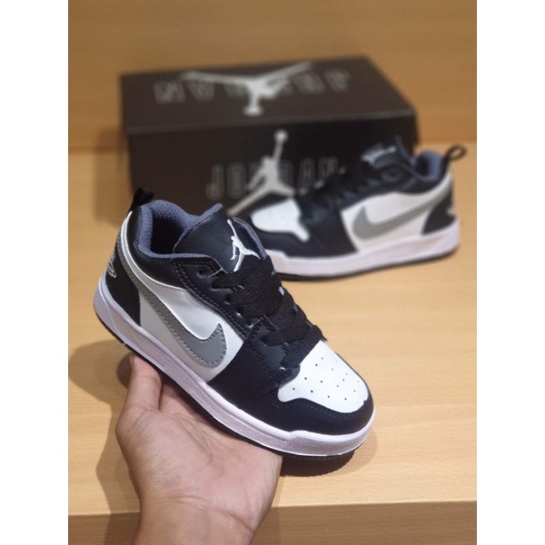 Zapatillas Jordan Air 1 Low Se Niño