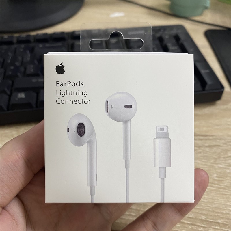 APPLE EarPods, Auriculares de botón, Cable, Conexión Lightning, Micrófono,  Blanco