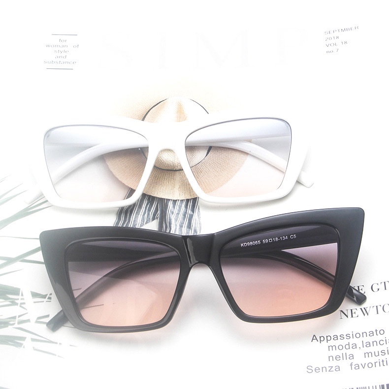 Gafas de sol cuadradas sin montura para mujer, anteojos de sol Punk  rectangulares pequeños, de marca, Vintage, Color negro, rojo tintado -  AliExpress