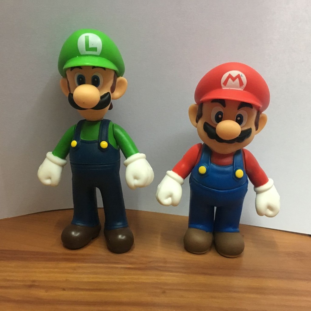 Luigi best sale de juguete