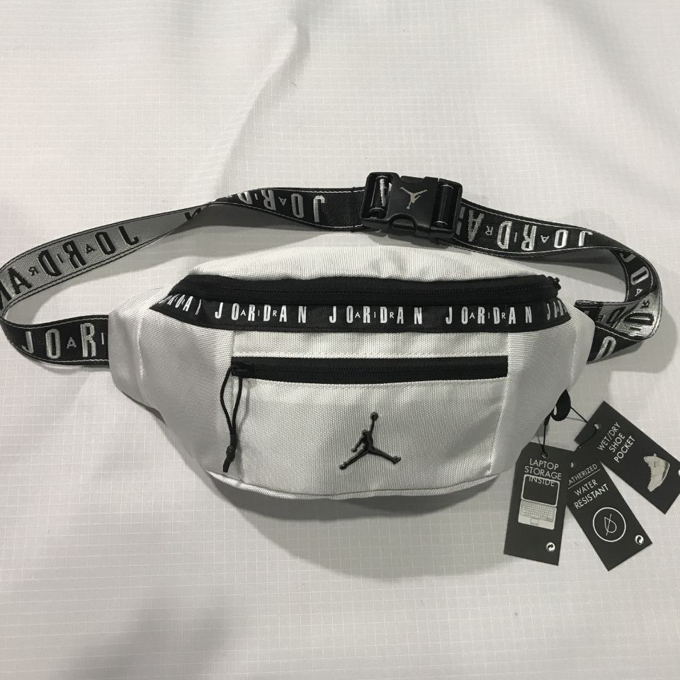 Riñonera best sale jordan blanca