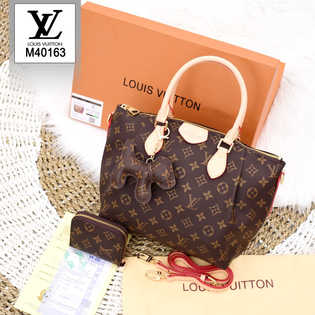 Bolso bandolera azul cielo Louis Vuitton – FOOTZONESPAIN